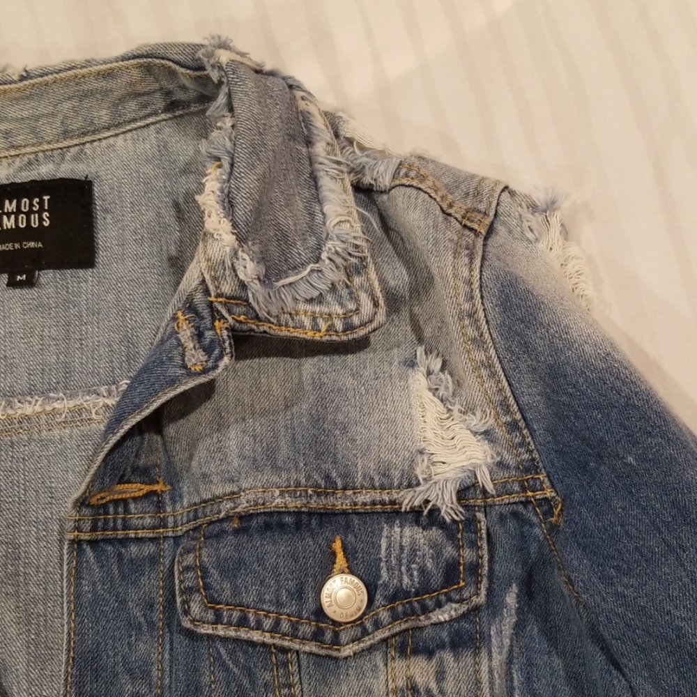 Demim jacket - Picture 4 of 6